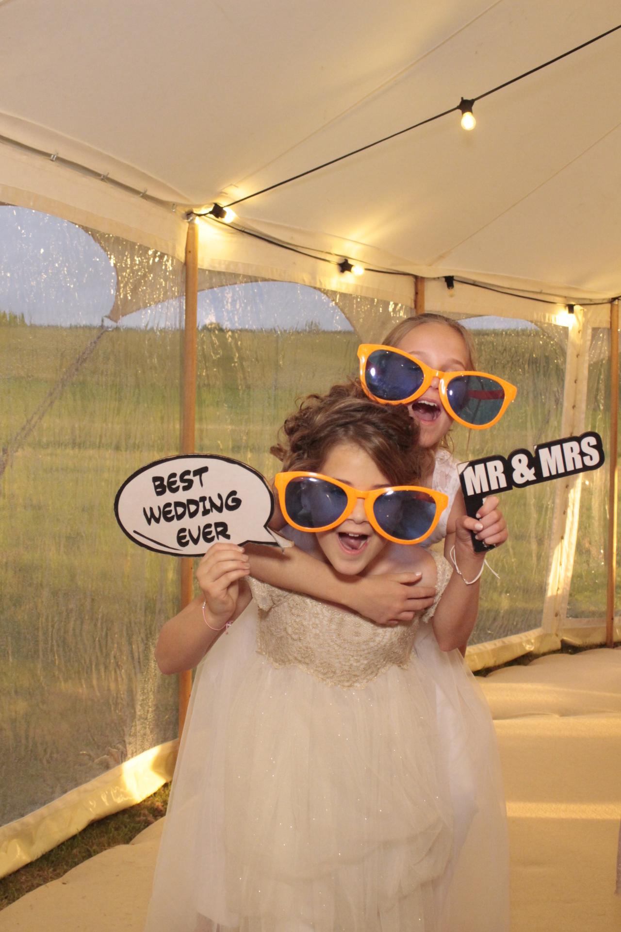 Andrew & Natasha's Wedding  | View more photos from the event at gallery.myphotoboothexperience.co.uk/u/MyPhotoBoothExperienceLtd/Andrew-Natashas-Wedding